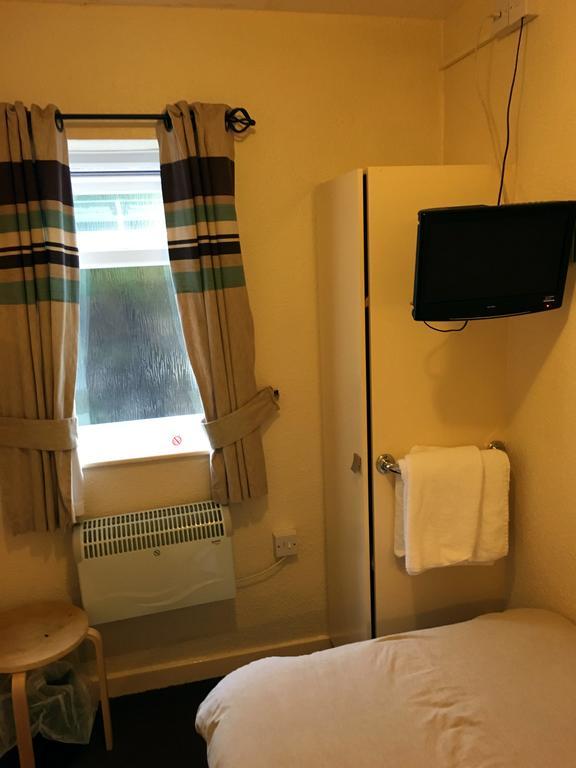 Redbeck Motel Вэйкфильд Экстерьер фото