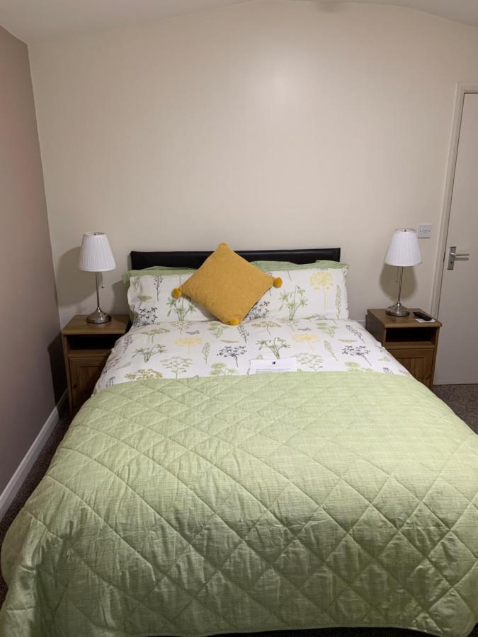 Redbeck Motel Вэйкфильд Экстерьер фото